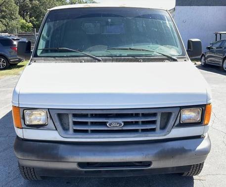 2007 Ford E350 Super Duty Base