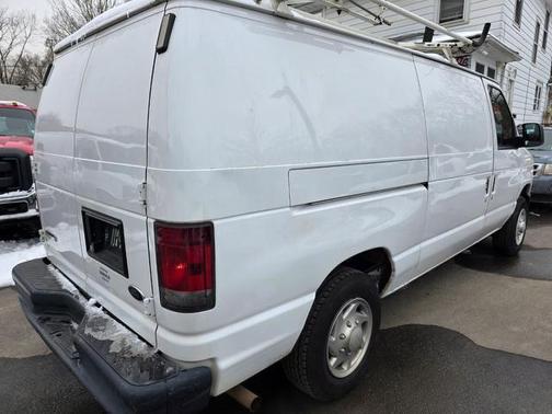 2013 Ford E150 Base