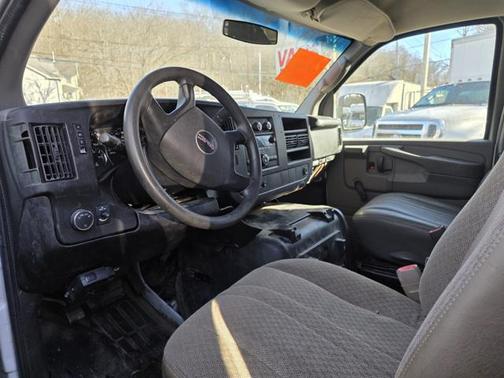 2011 Chevrolet Express 2500 Work Van
