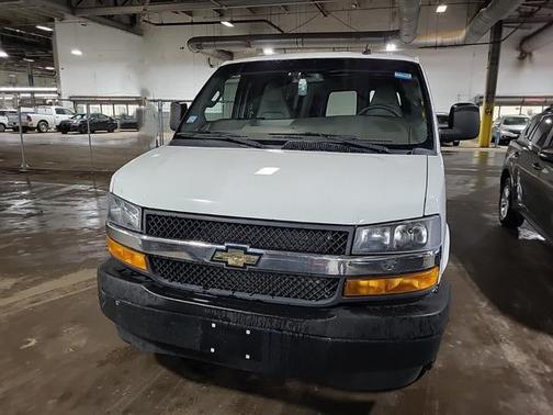 Summit White 2019 Chevrolet Express 2500 Work Van