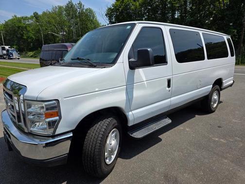 2009 Ford E350 Base