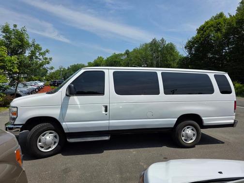 2009 Ford E350 Base