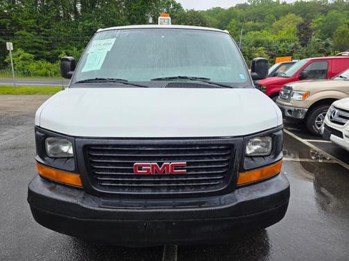 2009 GMC Savana 3500 Base