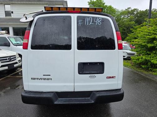2009 GMC Savana 3500 Base