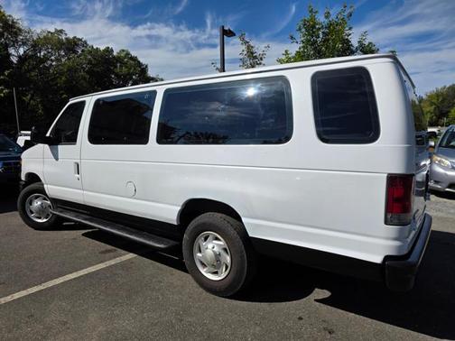 2010 Ford E250 Base