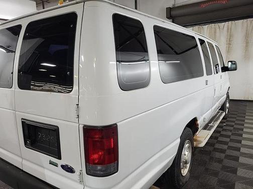 2010 Ford E250 Base
