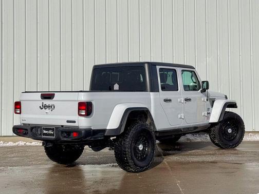 2021 Jeep Gladiator Freedom 4x4