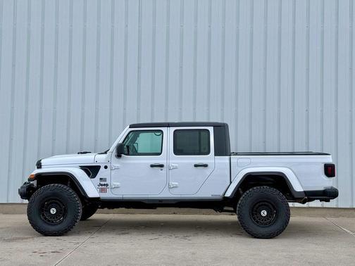 2021 Jeep Gladiator Freedom 4x4