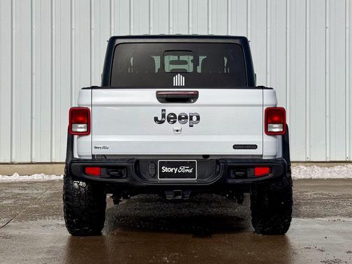 2021 Jeep Gladiator Freedom 4x4