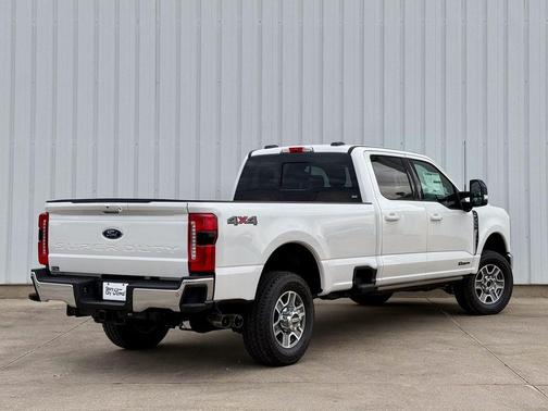 2026 Ford F-350 Lariat