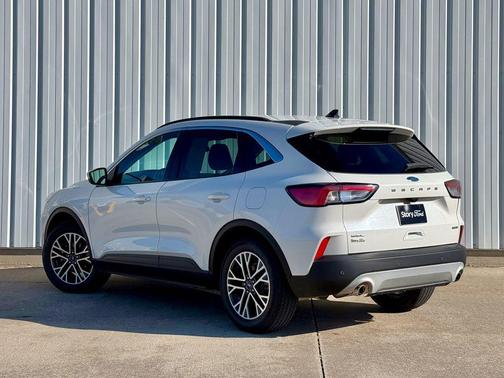 Star White Metallic Tri-Coat 2020 Ford Escape SEL