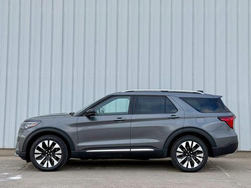 Carbonized Gray Metallic 2025 Ford Explorer Platinum