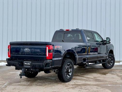 2023 Ford F-350 Lariat