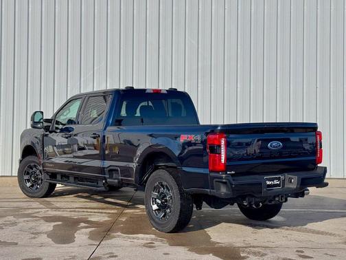 2023 Ford F-350 Lariat