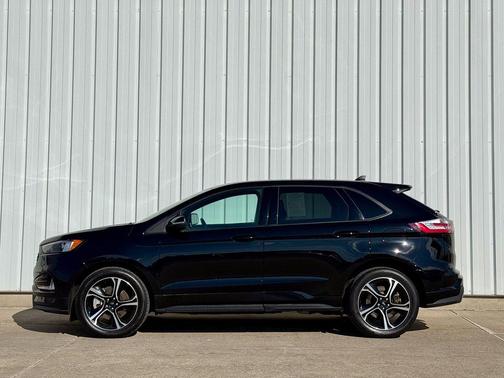 2024 Ford Edge ST