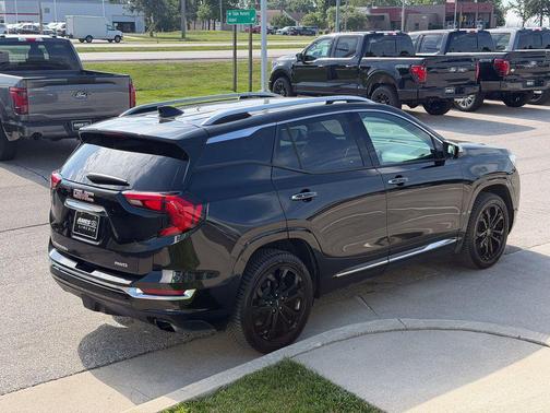 Ebony Twilight Metallic 2020 GMC Terrain Denali