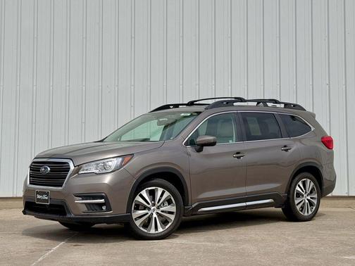 Brilliant Bronze Metallic 2022 Subaru Ascent Limited 8-Passenger