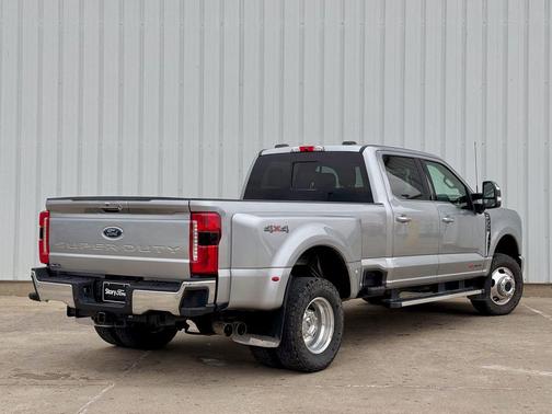 2024 Ford F-350 Lariat