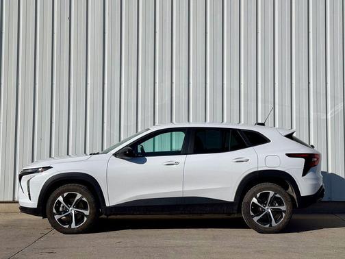 2024 Chevrolet Trax FWD 1RS