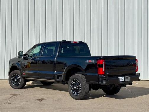 2025 Ford F-350 Platinum