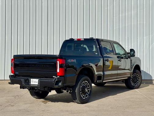 2025 Ford F-350 Platinum