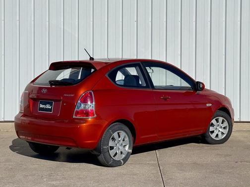 2010 Hyundai Accent GS