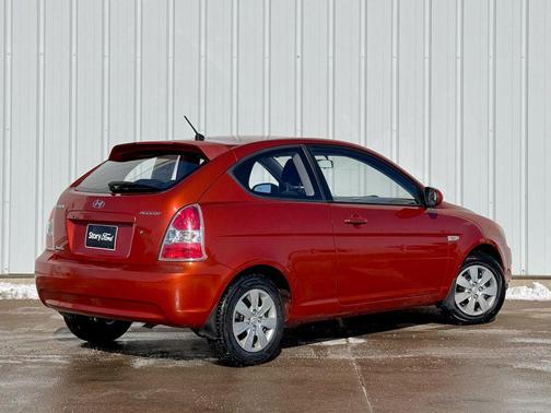 2010 Hyundai Accent GS