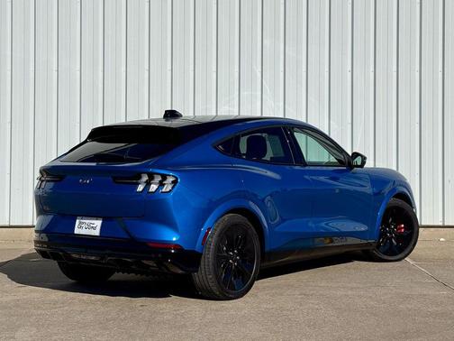 2025 Ford Mustang Mach-E GT