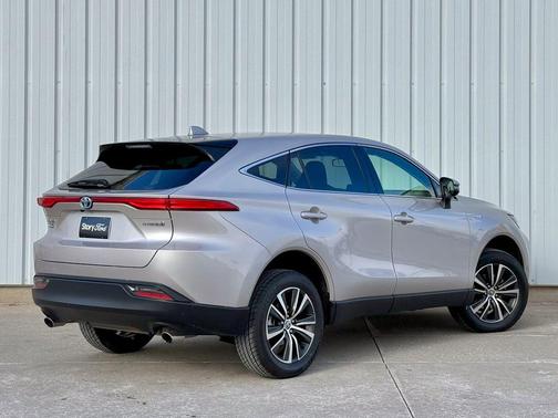 2021 Toyota Venza LE