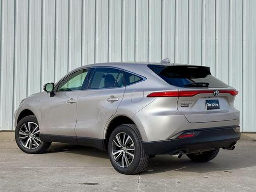 2021 Toyota Venza LE