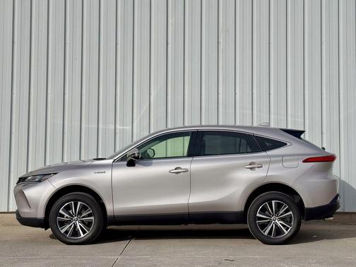 2021 Toyota Venza LE