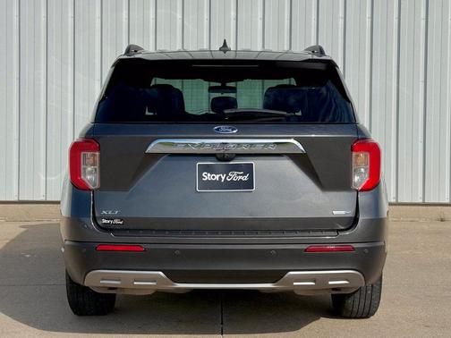 Magnetic Metallic 2020 Ford Explorer XLT