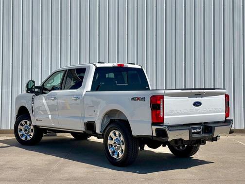 Oxford White 2026 Ford F-250