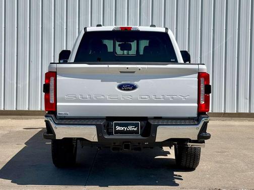 Oxford White 2026 Ford F-250