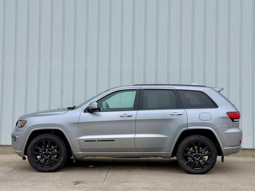 Billet Silver Metallic Clearcoat 2019 Jeep Grand Cherokee Altitude