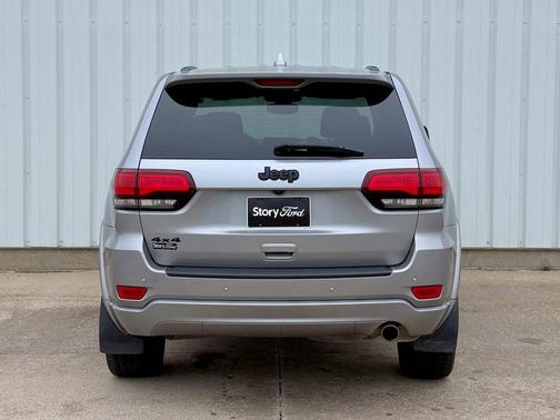 Billet Silver Metallic Clearcoat 2019 Jeep Grand Cherokee Altitude