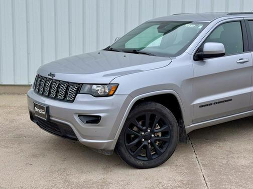 Billet Silver Metallic Clearcoat 2019 Jeep Grand Cherokee Altitude