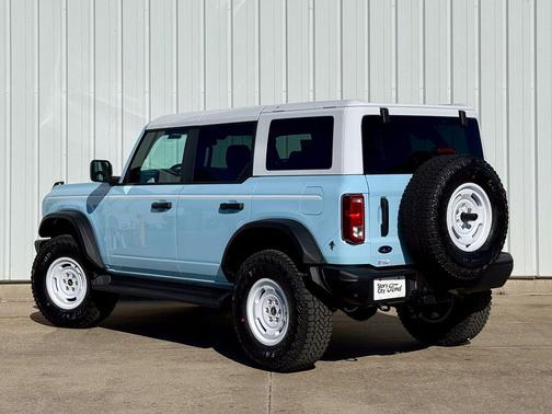 2025 Ford Bronco Heritage Edition