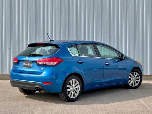 Abyss Blue 2014 Kia Forte EX