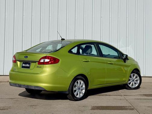 2013 Ford Fiesta SE