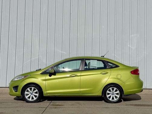 2013 Ford Fiesta SE
