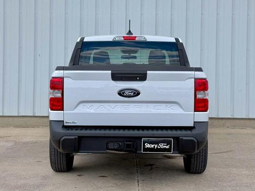 Oxford White 2026 Ford Maverick XL