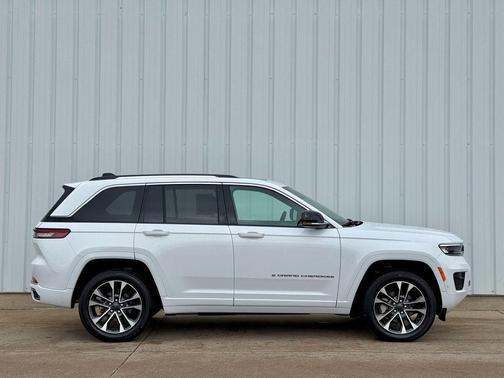 2023 Jeep Grand Cherokee Overland