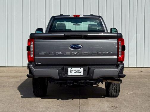 2025 Ford F-350 XL