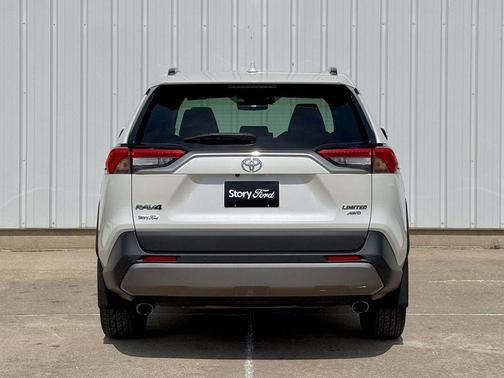2021 Toyota RAV4 Limited
