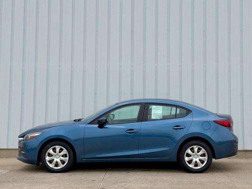 Eternal Blue Mica 2018 Mazda Mazda3 Sport