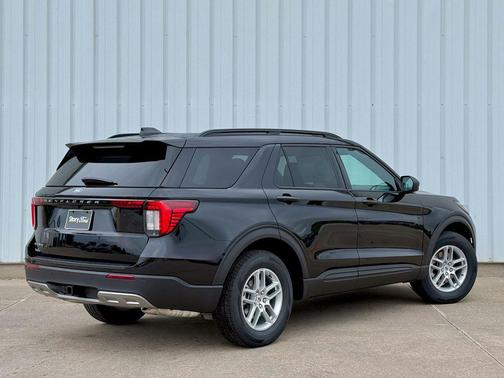 Agate Black Metallic 2027 Ford Explorer Active