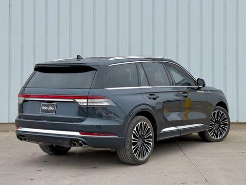 2023 Lincoln Aviator Black Label AWD