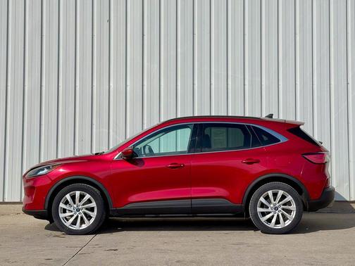2021 Ford Escape Titanium