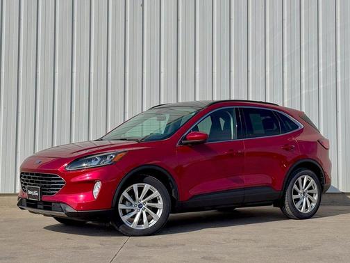 2021 Ford Escape Titanium